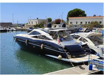 Sunseeker Predator 68