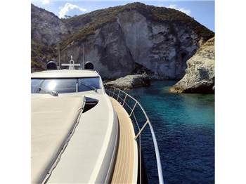 Sunseeker Predator 68