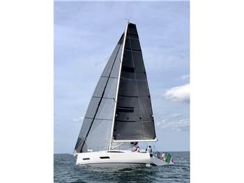 Eleva Yachts The Fortytwo