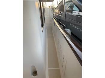 Selene Yachts Selene 47