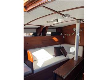 Oyster Marine Oyster 39