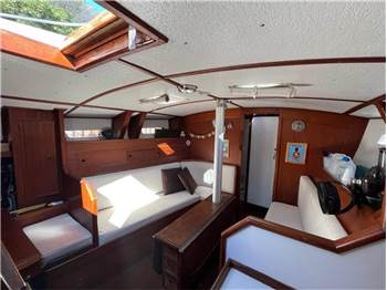 Oyster Marine Oyster 39