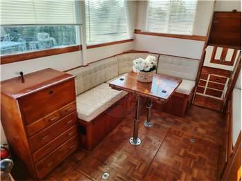American Marine S Grand Banks 36