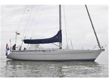 Cantiere del Pardo Grand Soleil 45