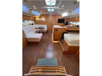 Bavaria 56
