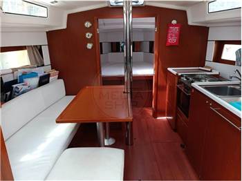 Beneteau OCEANIS 38.1