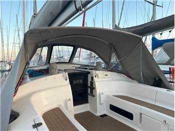 Salona 44