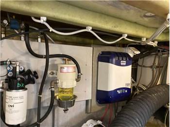 Cantieri Di Livorno Space 36 Fly