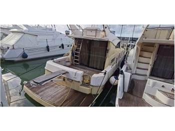 Cantieri Di Livorno Space 36 Fly