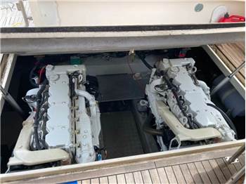 Cantieri Di Livorno Space 36 Fly