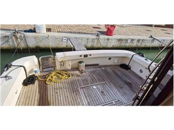 Cantieri Di Livorno Space 36 Fly