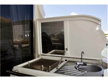 Azimut 62S