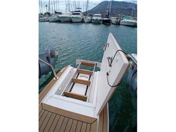 Aquila Power Catamarans Aquila 32 Sport
