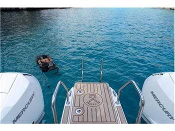 Aquila Power Catamarans Aquila 32 Sport