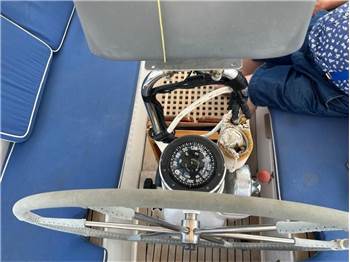 Hallberg Rassy 39