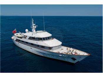 Camper & Nicholsons 40 Mt