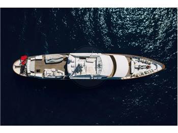 Camper & Nicholsons 40 Mt