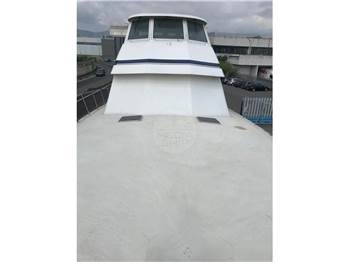 Hatteras Yachts Hatteras 65
