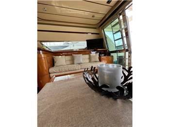 Ferretti 165
