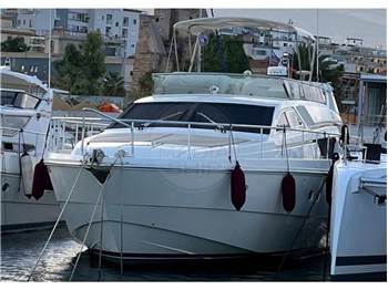 Ferretti 165