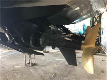 Pershing Pershing 76