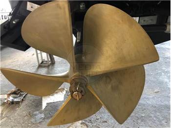 Pershing Pershing 76