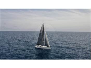 Solaris Yachts Solaris 44