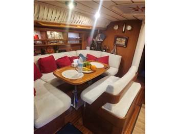 Cantiere del Pardo Grand Soleil 45