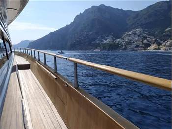 Cantieri di Pisa Akhir 22S