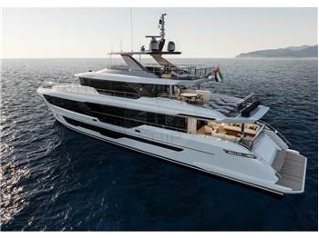 Gulf Craft Majesty 112