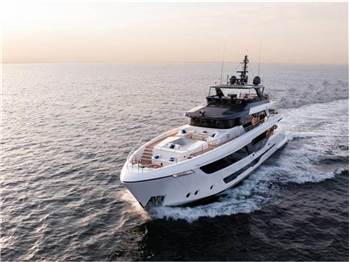 Gulf Craft Majesty 112