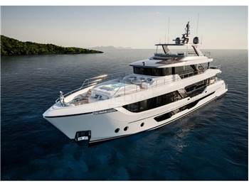 Gulf Craft Majesty 112