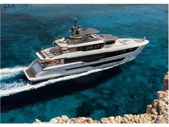 Gulf Craft Majesty 112