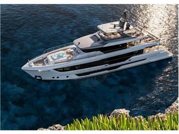 Gulf Craft Majesty 112