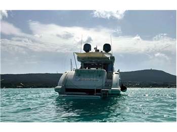Azimut 68 S
