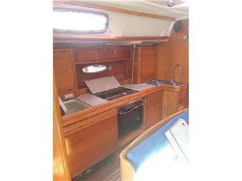 Bavaria 39