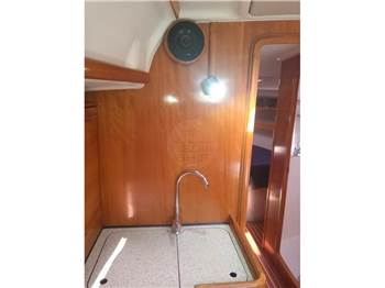 Bavaria 39