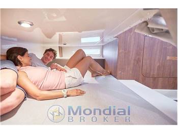 QUICKSILVER 875 SUNDECK