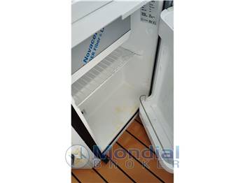 MANARA MARINE REVOLUTION 21 XL