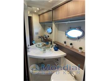 Absolute Yachts 47 HT