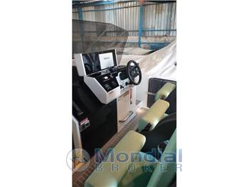 De Antonio Yachts D36