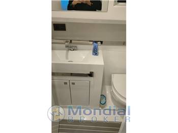 De Antonio Yachts D36