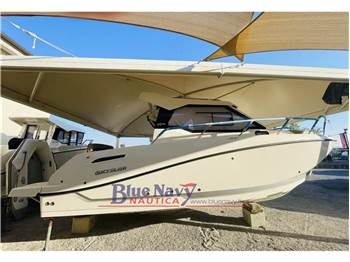 Quicksilver 705 Weekend (7,37mt) - in arrivo per questa stagione
