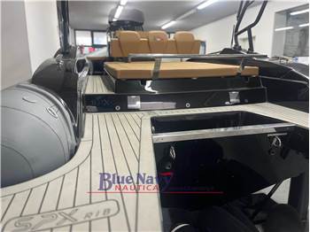 SPX 24 Sport + F250 V8 MERCURY (2026)