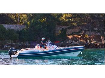 BREVA MARINE 800 - Gommone Premium 8,5m Made in Italy