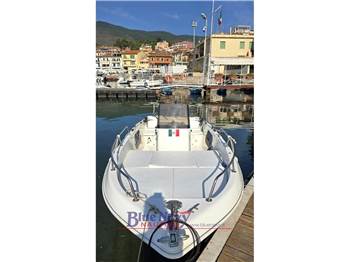 Barca 5.5mt con Yamaha 40/60 cv del 2012