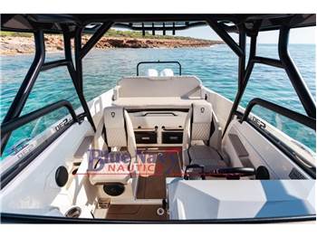 barca Navan S 30 - in PRONTA CONSEGNA