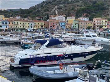 Cranchi Mediterranee 50 con 2x 715hp Volvo Penta