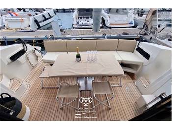 ABSOLUTE ABSOLUTE 43 STY