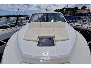 ABSOLUTE ABSOLUTE 43 STY